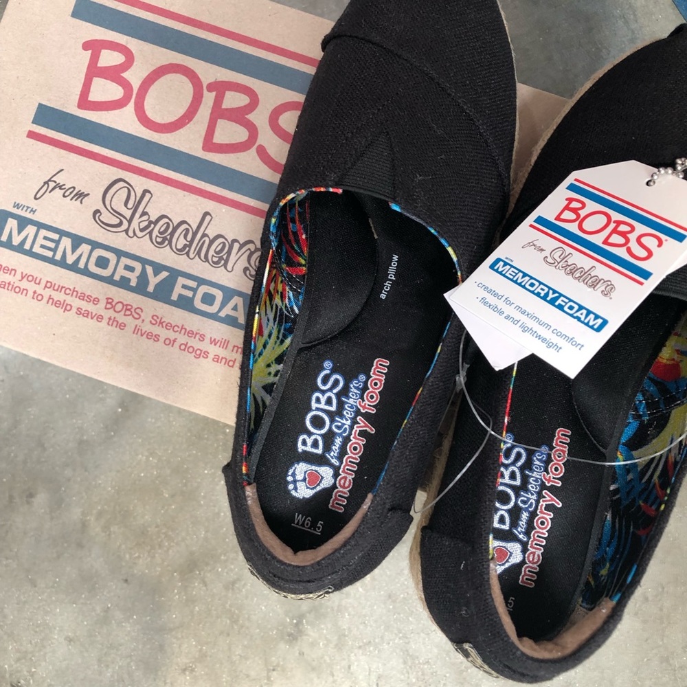 Bob’s by Sketchers Wedge Canvas Shoe - Picture 5 of 8
